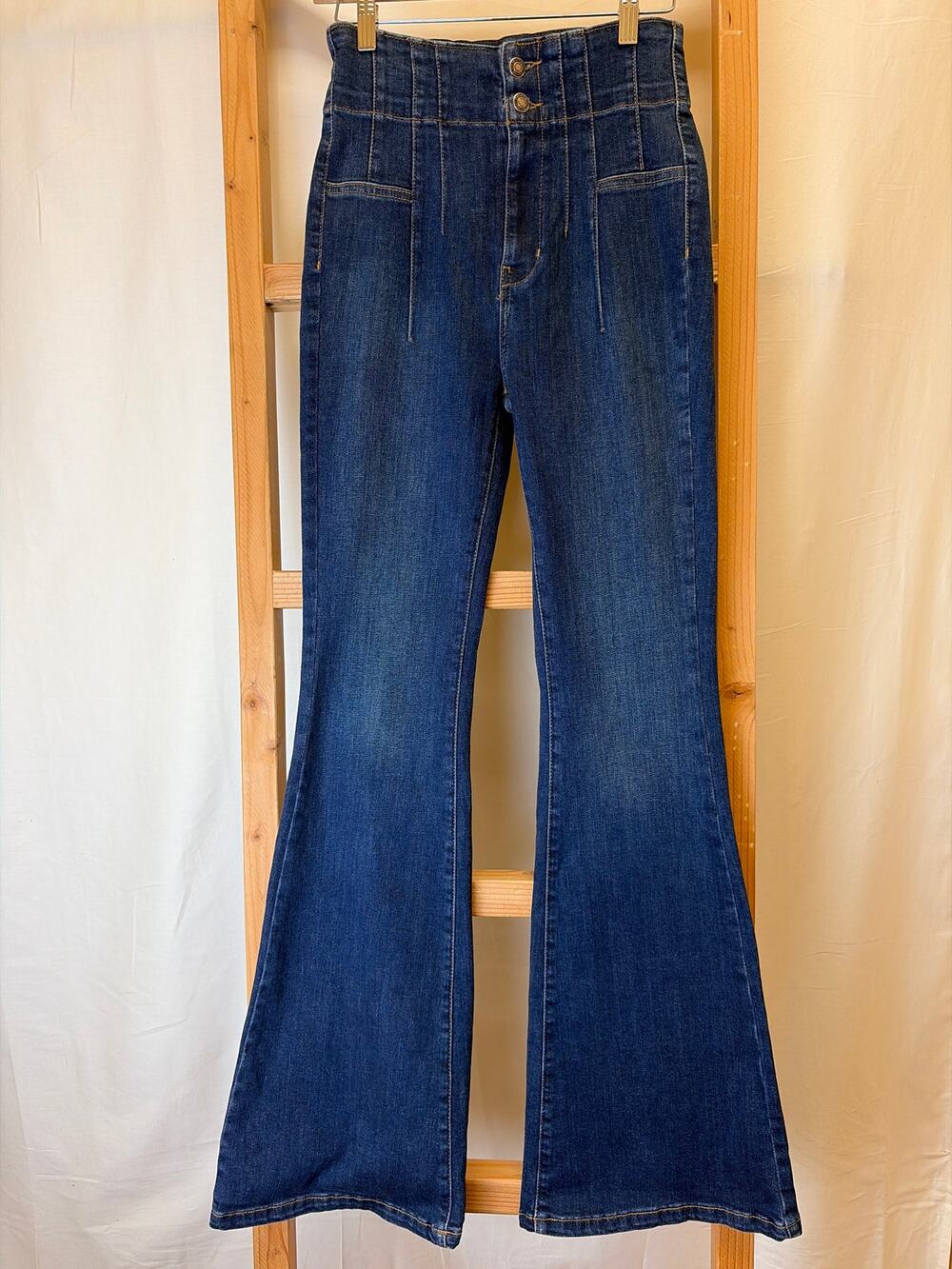 FREE PEOPLE Dark Blue, High Rise, Flare Leg Jeans #0471 SZ 27